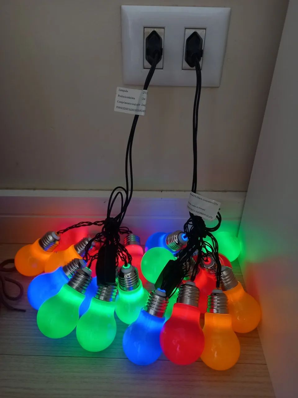 Cordão de luz em Led coloridas, 2 metros e meio NOVO - Foto 4