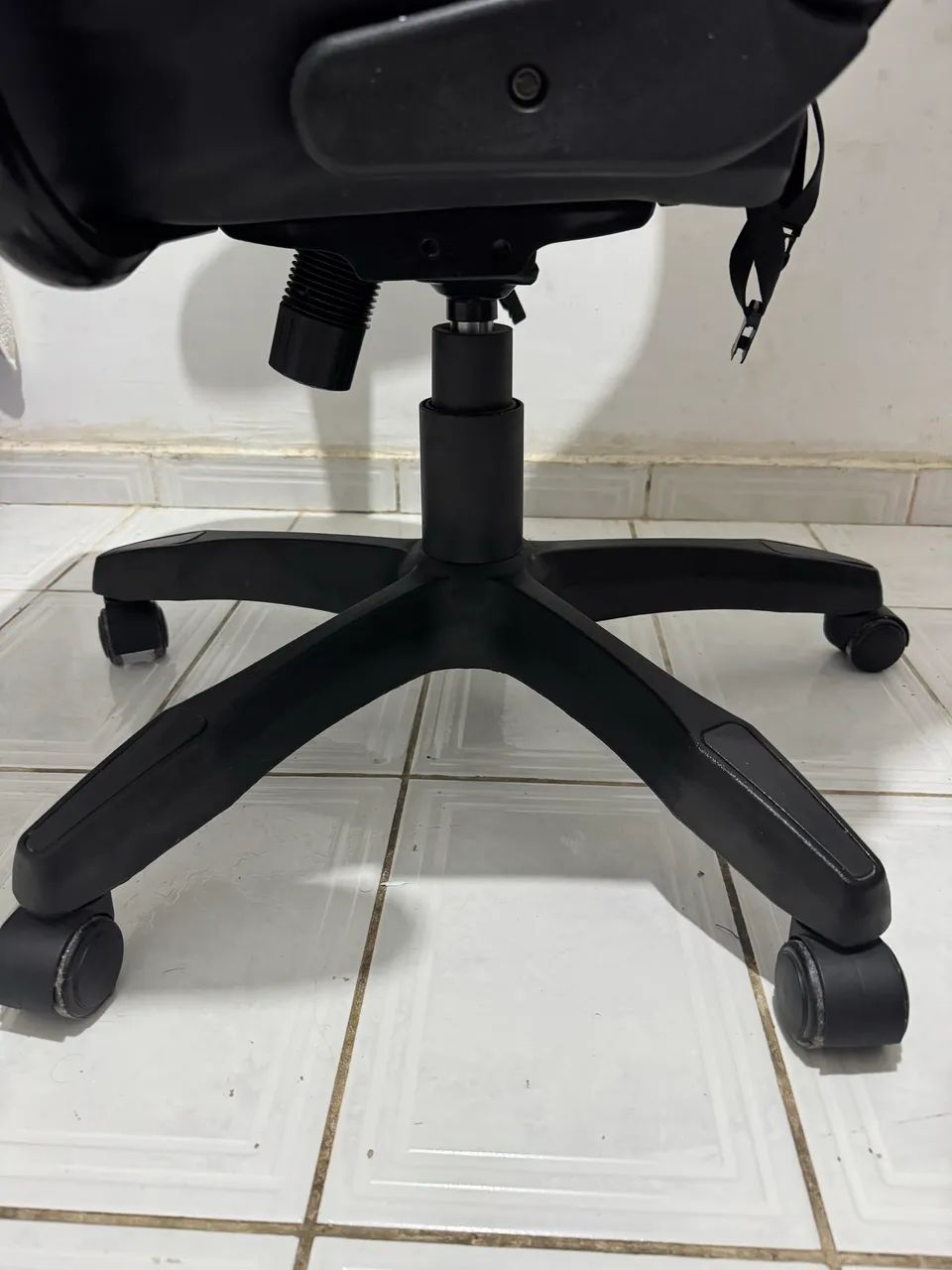 Cadeira para escritório gamer  - Foto 3