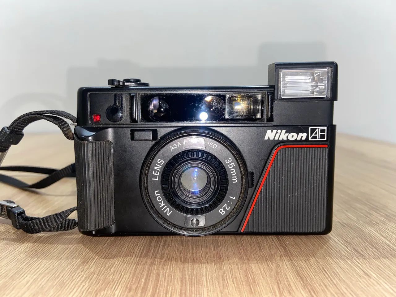 Nikon L35AF Japan + manual original + garantia + capa original