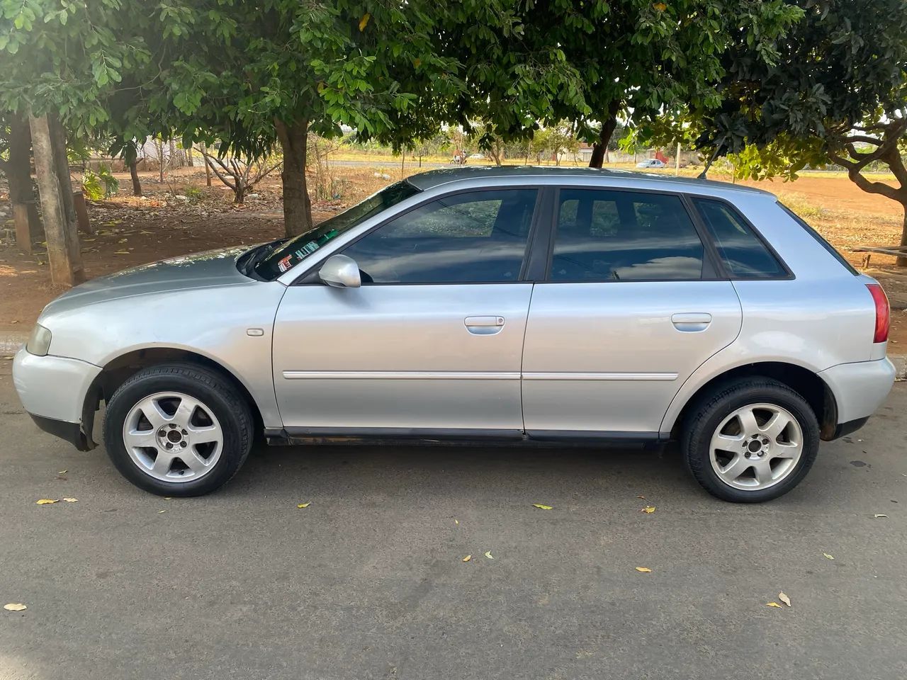 Audi A3 1.8 5P Mec. 2004 - Foto 2
