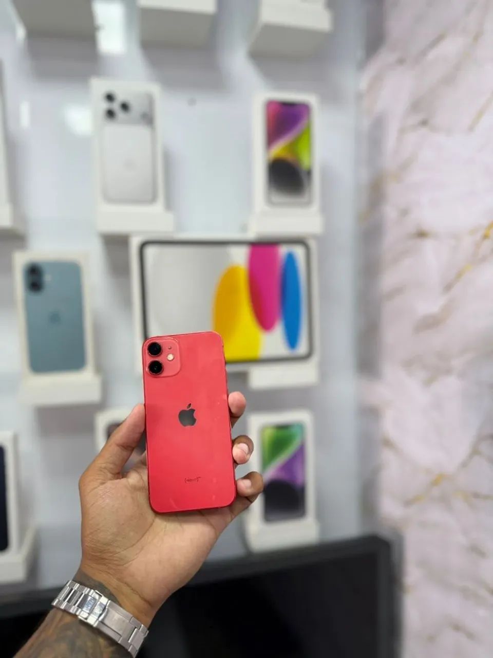 Apple iPhone 12 mini FACE ID使用不可　128GB IPHONE 12 MINI 128GB SEM FACE ID VERMELHO<br>R$ 1.299,00