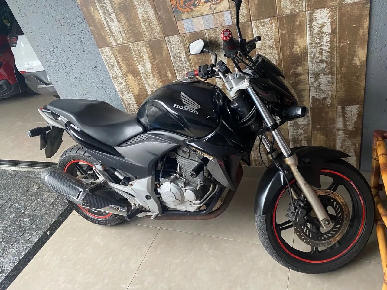 Cb300 