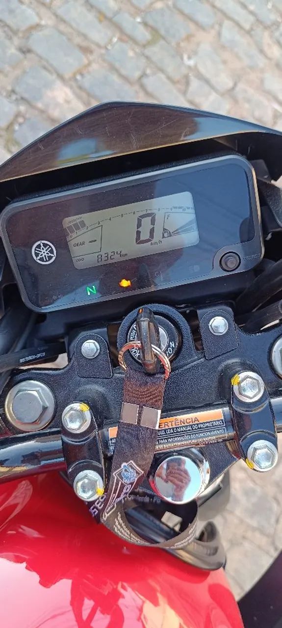 Vendo uma Yamaha Factor 