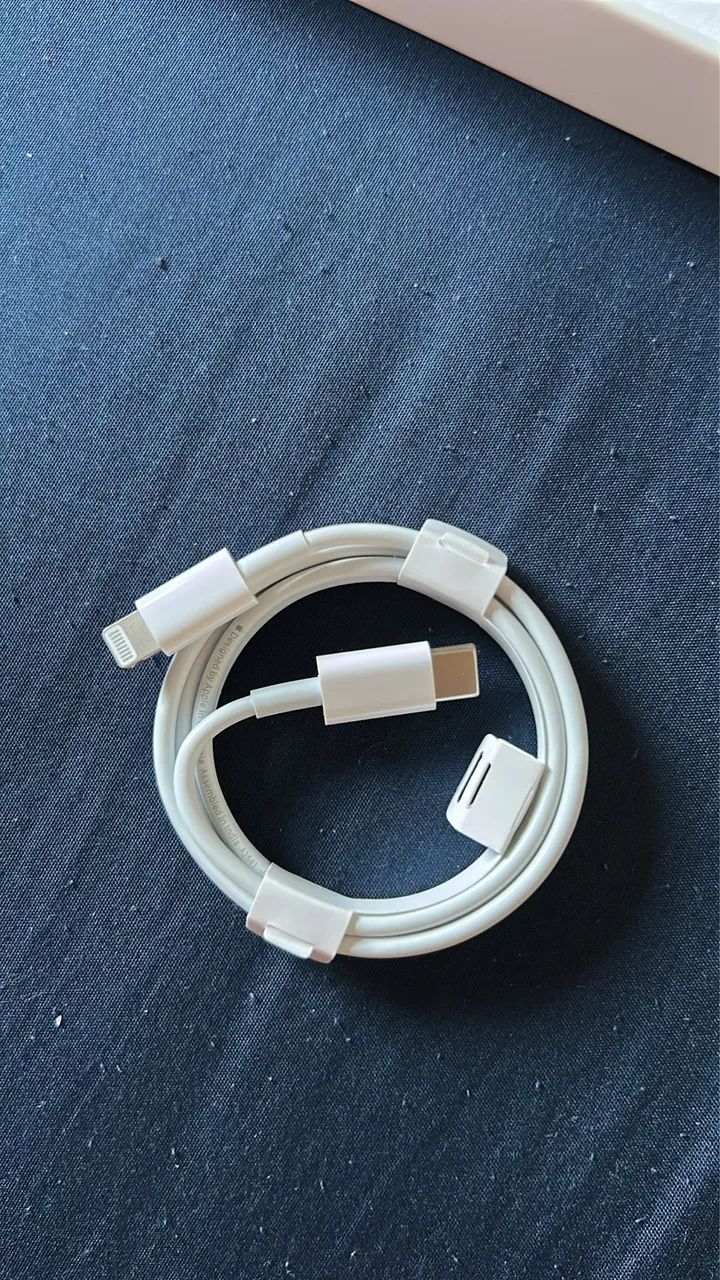 Cabo USB tipo light novo, na caixa  - Foto 4