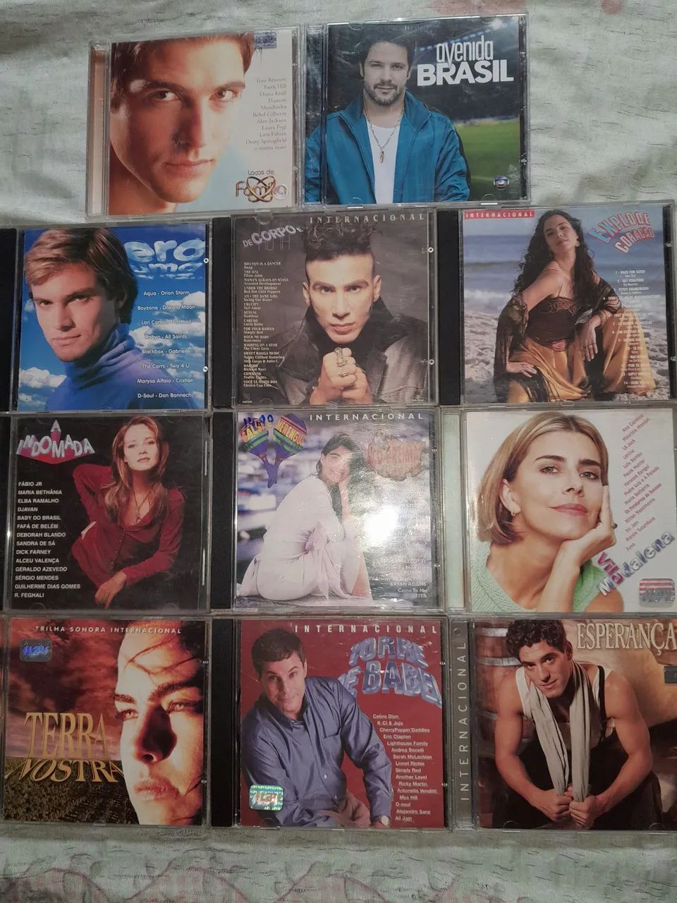 Coleção Flashback Anos 90/2000 - Trilhas de Novelas - 10 cds + 1 brinde