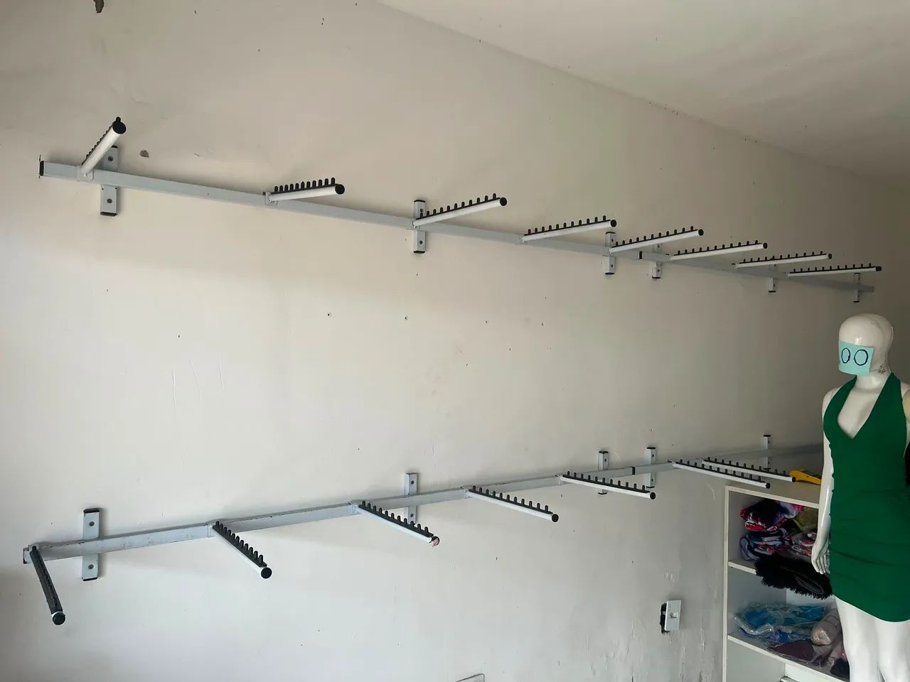 Régua de parede pra loja de roupa  - Foto 2