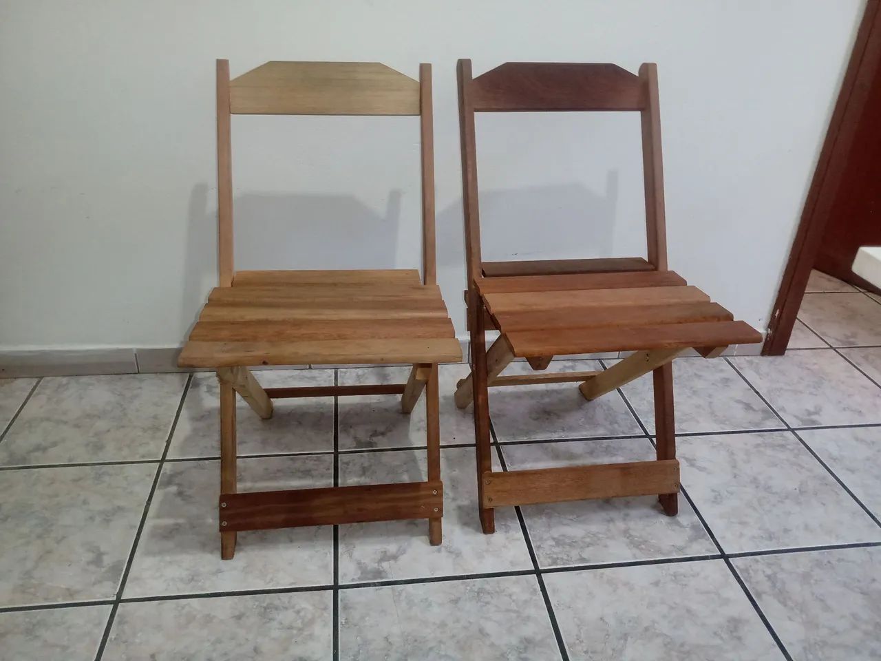 2 Cadeiras de madeira retrátil  - Foto 2