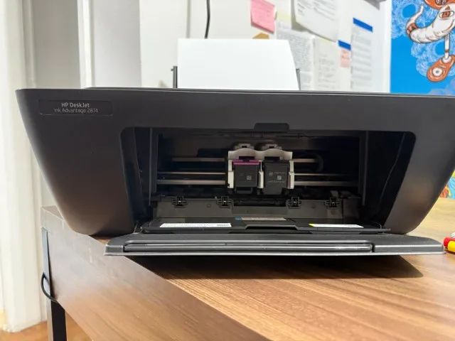 Impressora HP DeskJet Ink Advantage 2874 - Foto 2