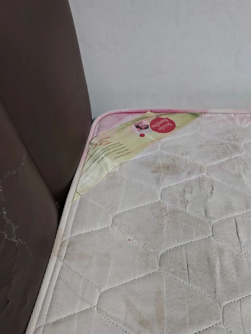 Cama box com colchão queen