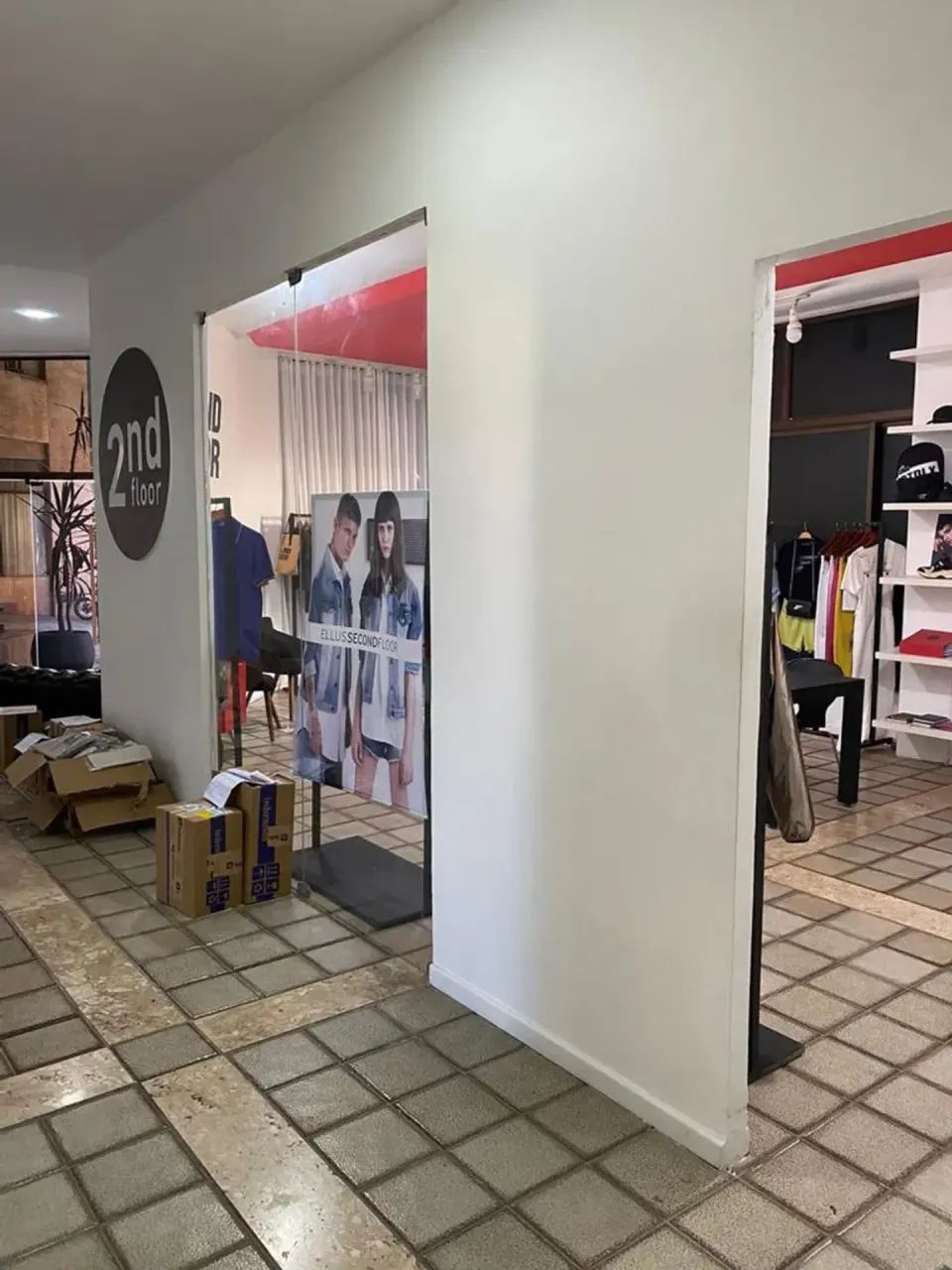 Espaço comercial em ondina/ 447m2 com / com lojas amplas em pleno funcionamento - Foto 3