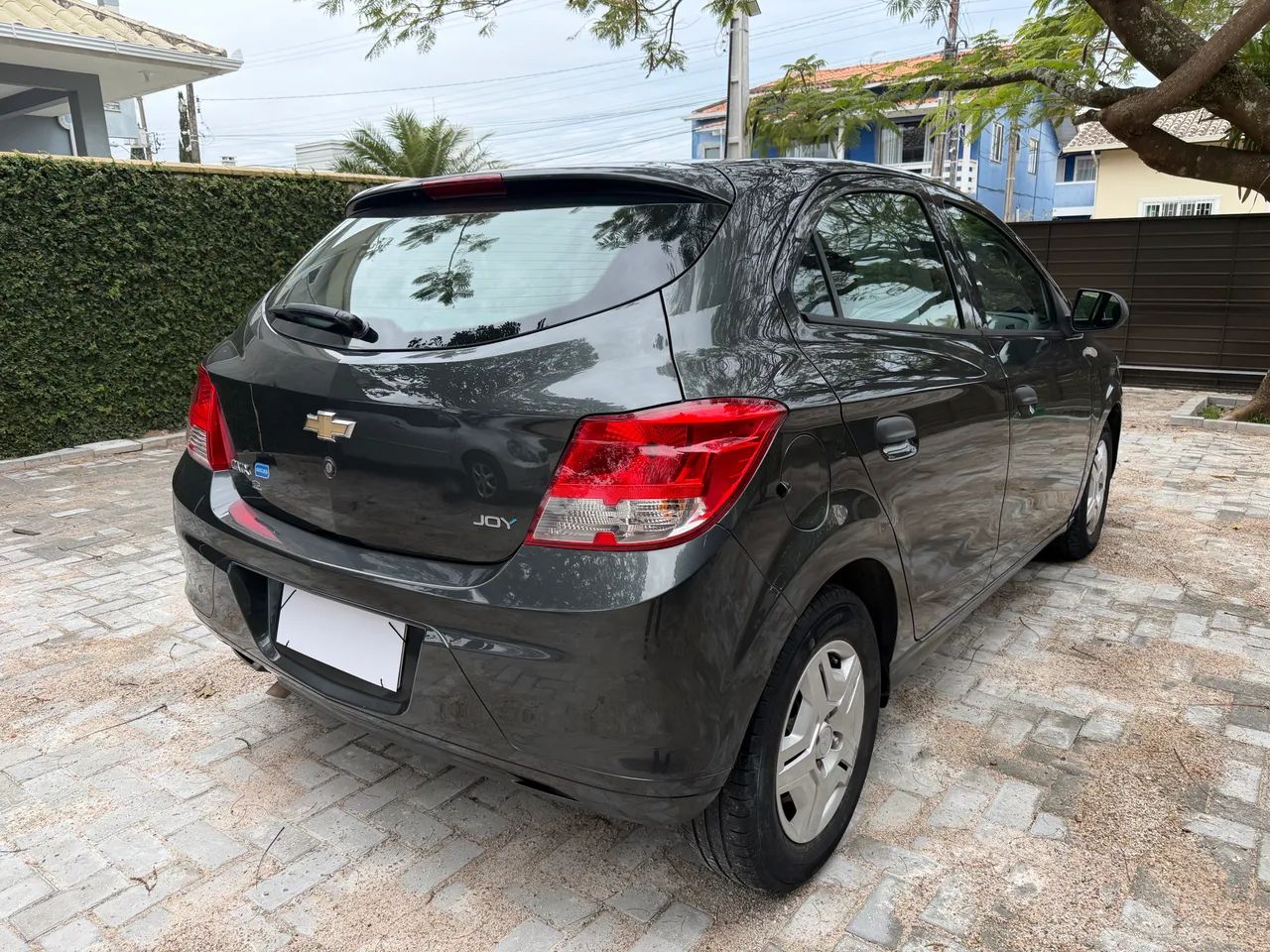 Chevrolet Onix JOY Hatch 1.0 8V Flex Mec. 4P 2018 - Foto 5