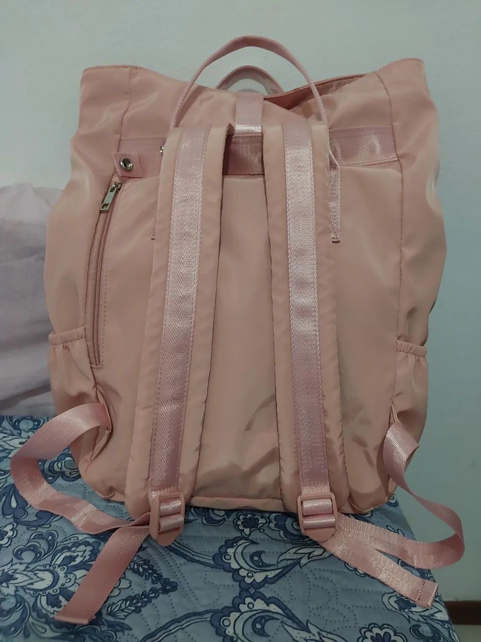 Mochila Le Postiche rosê nunca usada - Foto 2