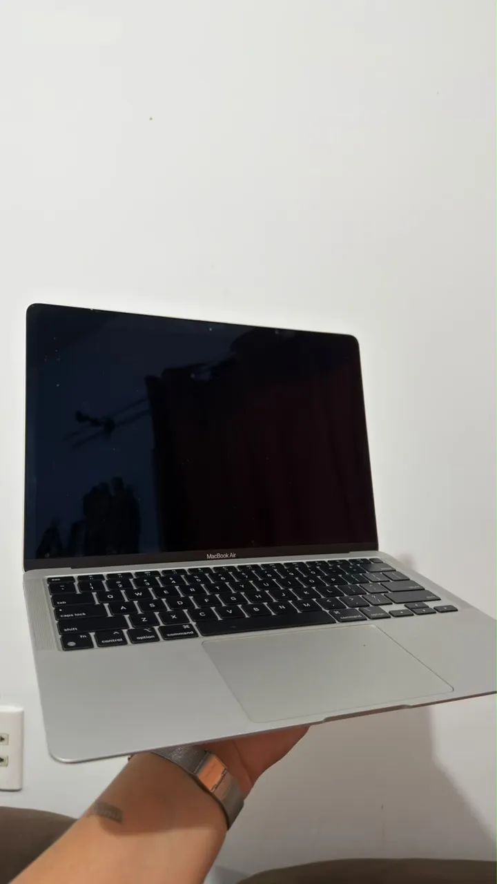 MacBook Air M1 A2337 8GB de RAM 256GB SSD - Foto 2