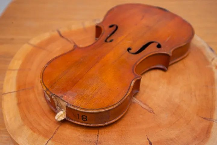 violino 3/4 para reformar - Foto 3