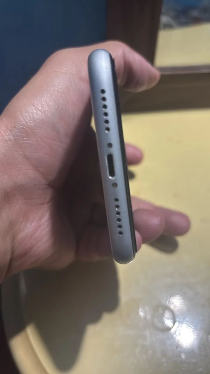 iPhone XR 64G - Foto 4