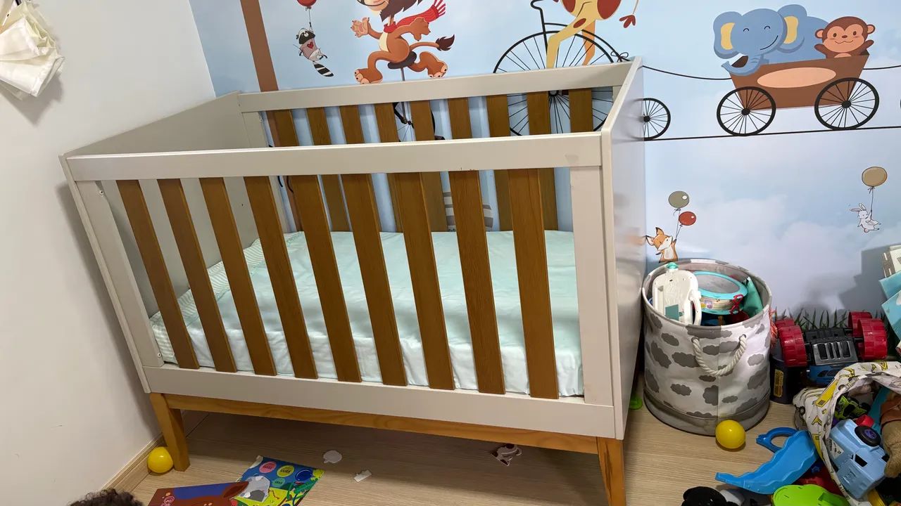 Berço e colchão
