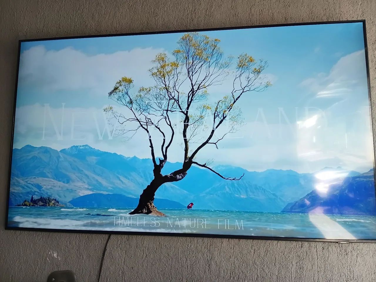 TV 75 POLEGADAS SAMSUNG SMART 4K BORDA INFINITA detalhe mínimo na imagem  - Foto 3