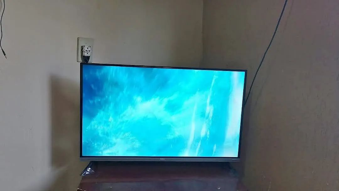 Vendo uma smartv de 32 polegadas está na garantia até dezembro.interessados, chama no ch - Foto 4