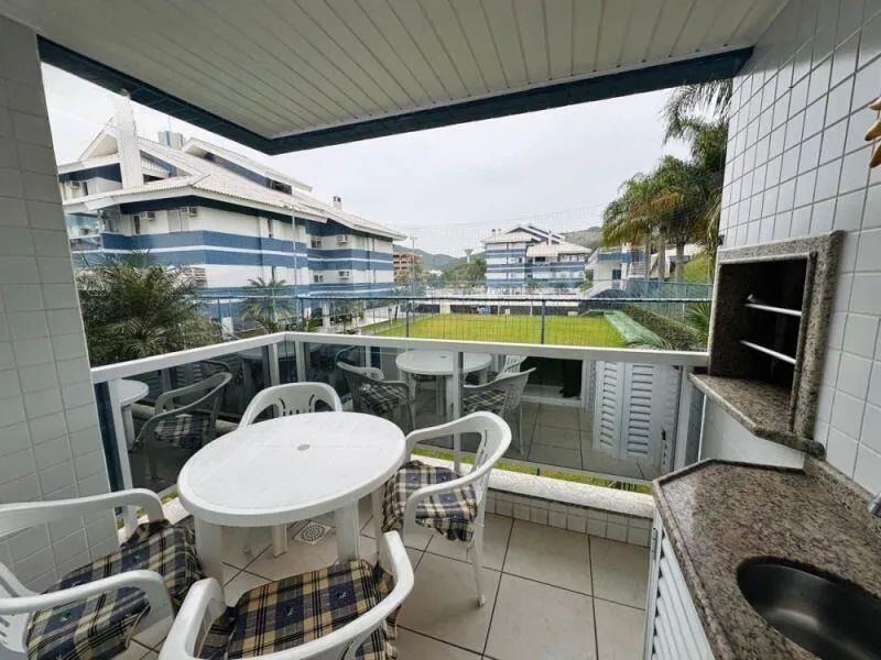 Apartamento com 3 quartos a 100 metros do Mar na Praia Brava - Florianópolis - Foto 2