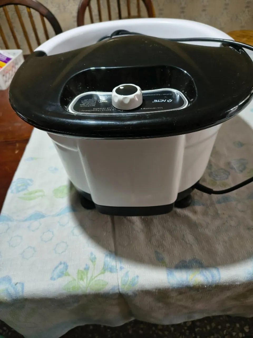 Massageador p/ Pés SPA R 36 110 Volts - ACTE - Branco/Preto - Foto 4