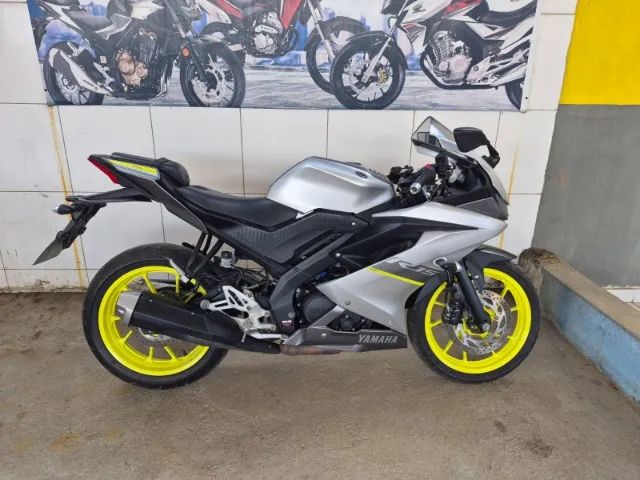 Yamaha R15 - 2024
