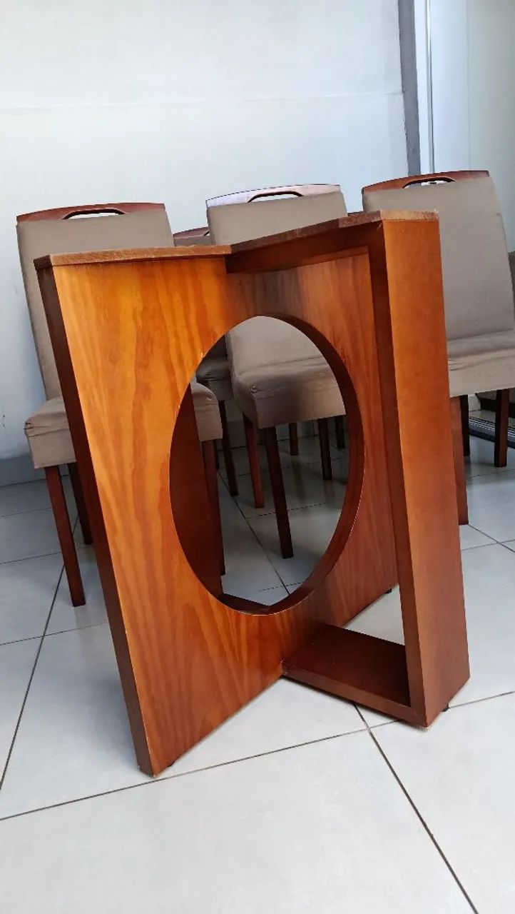 Jogo de cadeiras e pé de mesa. - Foto 2
