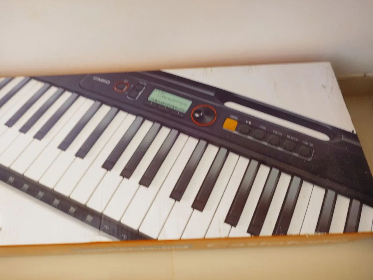 Vendo excelente teclado  - Foto 5