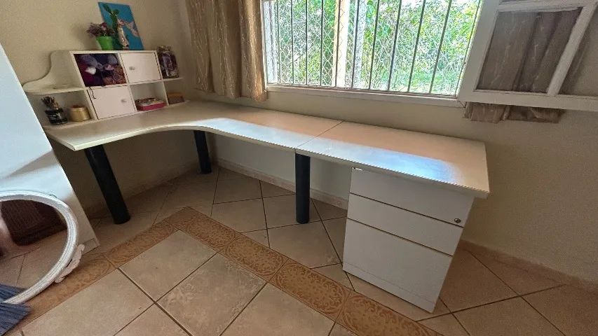 Mesa de escritório ou ateliê 
