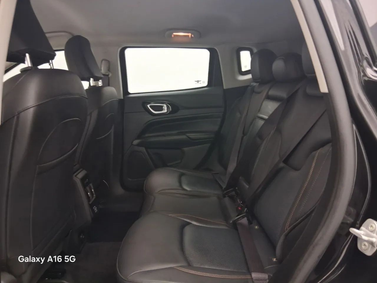 Jeep Compass LIMITED T270 1.3 TB 4x2 Flex Aut, foto 17 de 18
