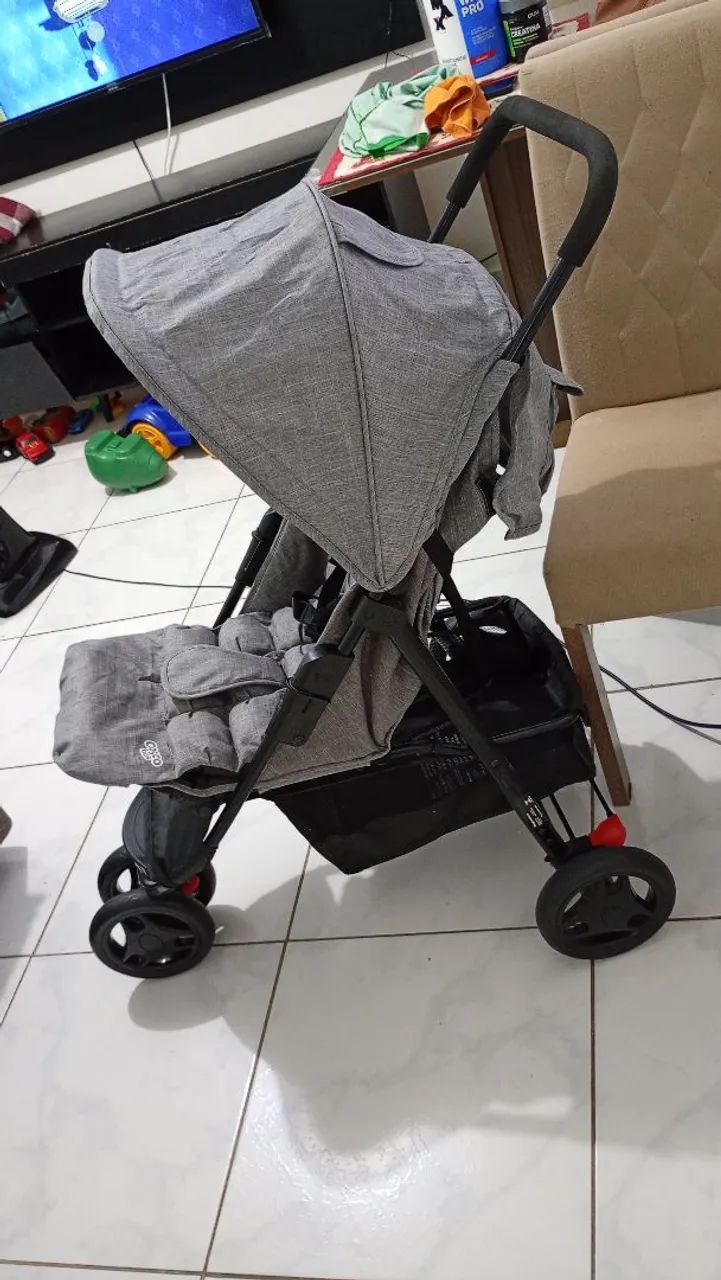 Carrinho de Passeio para Bebê (Cosco kids)