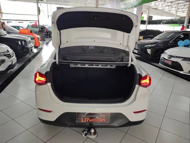Chevrolet Onix Plus Premier 2, foto 13 de 16
