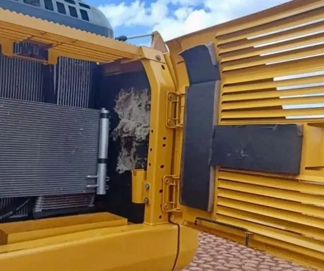 Escavadeira komat?su  Modelo Pc200 - Foto 4