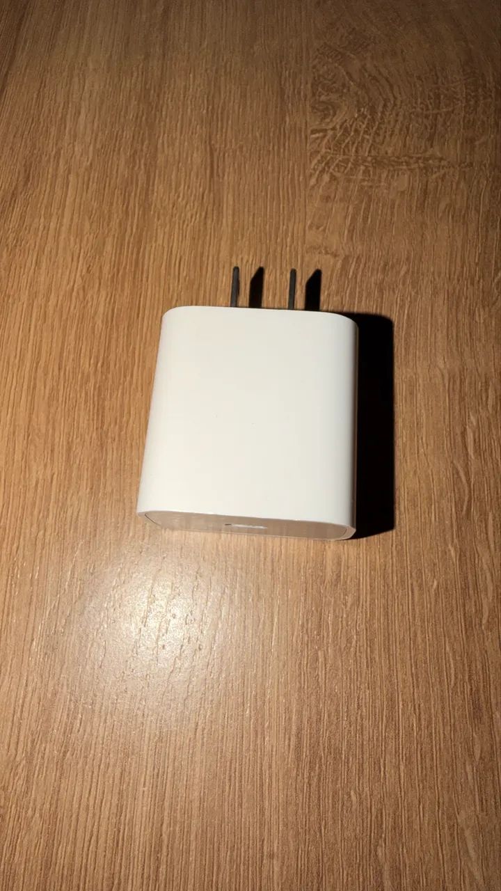 Adaptador original Apple 20W - USB-C - Foto 4