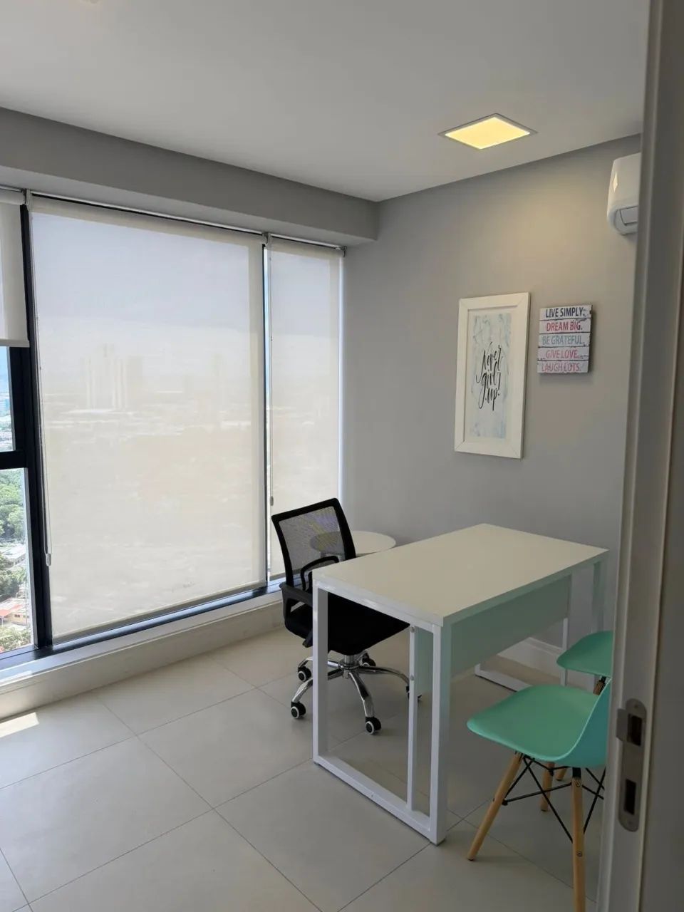 Uma Sala privativa mobiliada em Santo Amaro - Foto 4