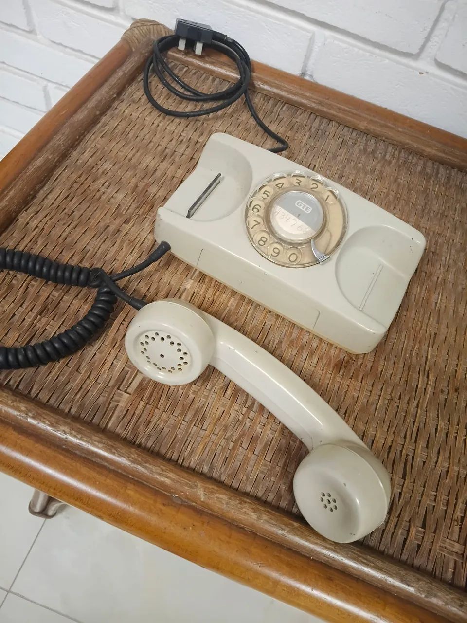 Telefone antigo de disco - Foto 2