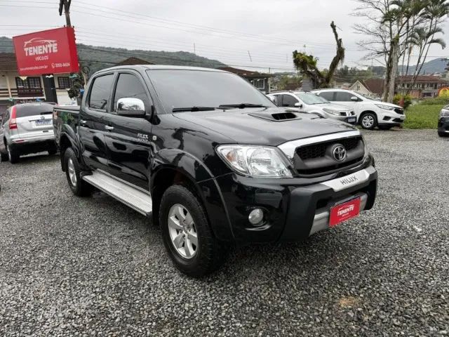 Toyota Hilux CD SRV 4X4 3.0 2011