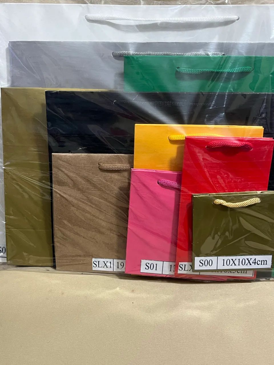 Sacolas com e sem personalização  - Foto 2