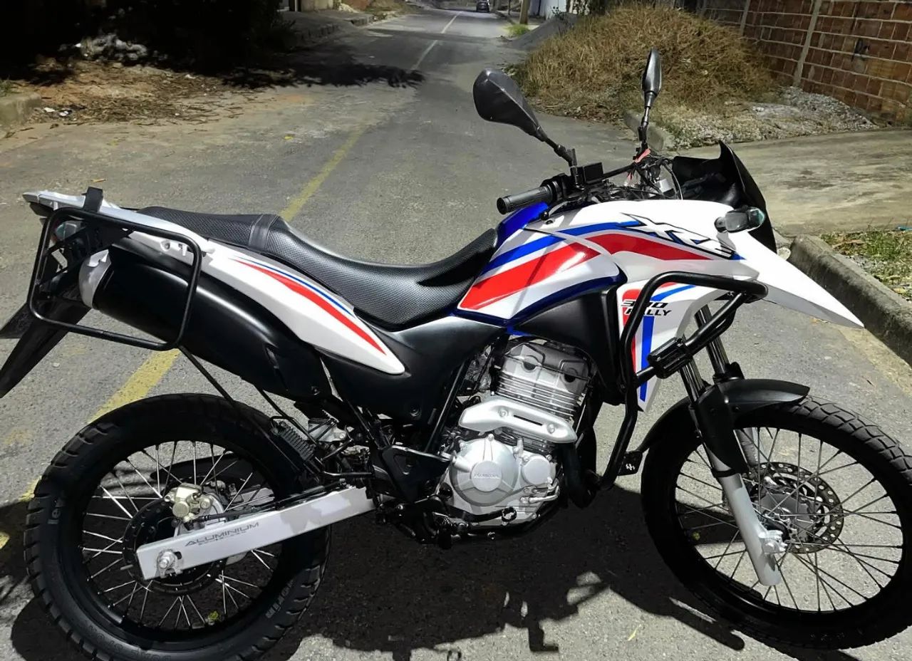 MOTO PARCELADA ÓTIMA OPORTUNIDADE 