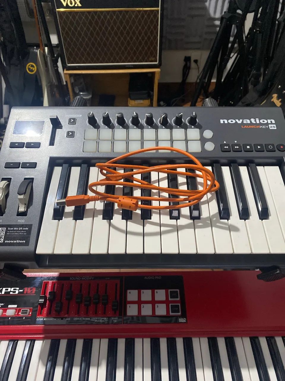 Teclado Controlador Novation Launchkey 25 - Instrumentos musicais