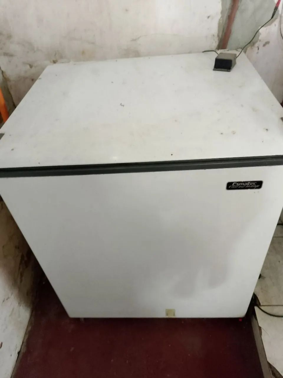Freezer Horizontal Esmaltec 230L