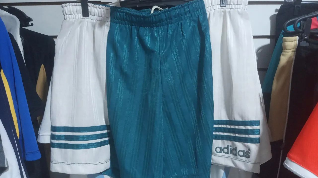CALÇÃO  ADIDAS ORIGINAL  ANOS 2000 NOVO 