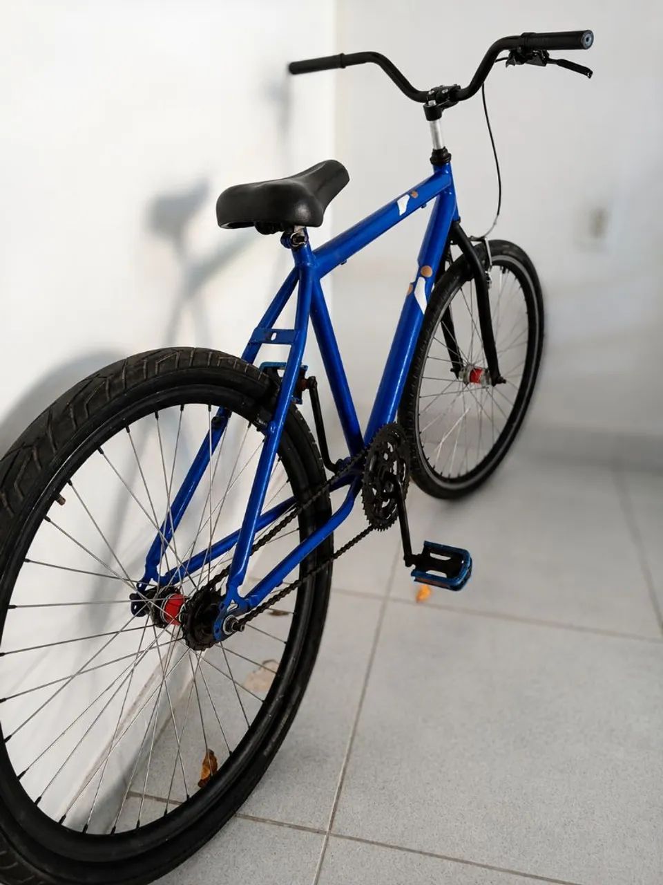 BICICLETA ARO 26 AZUL CONSERVADA  - Foto 3