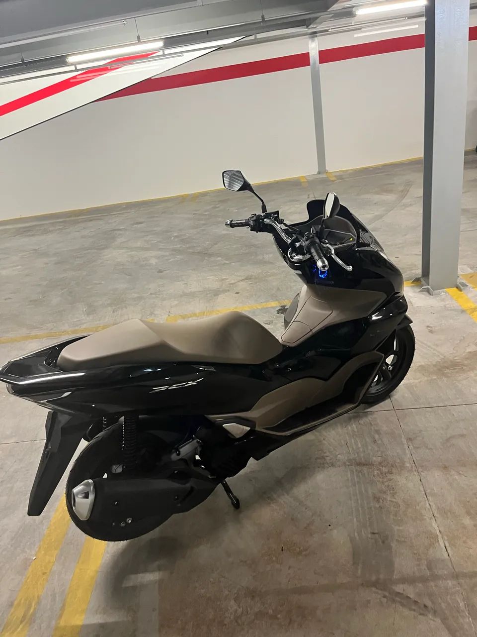 PCX 160 DLX  - Foto 3