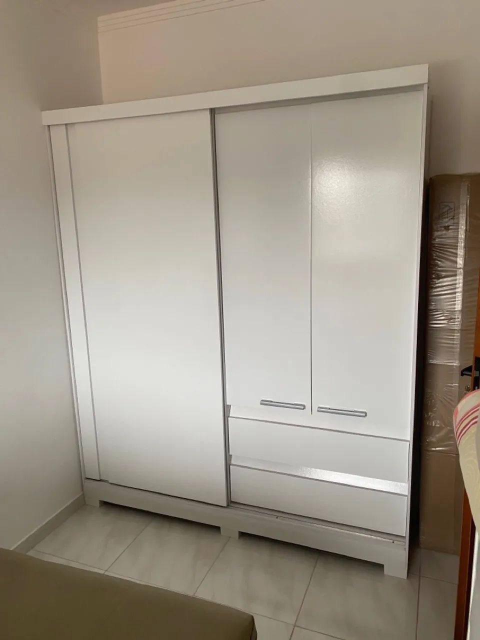 Guarda Roupa IMPECÁVEL  - Foto 4