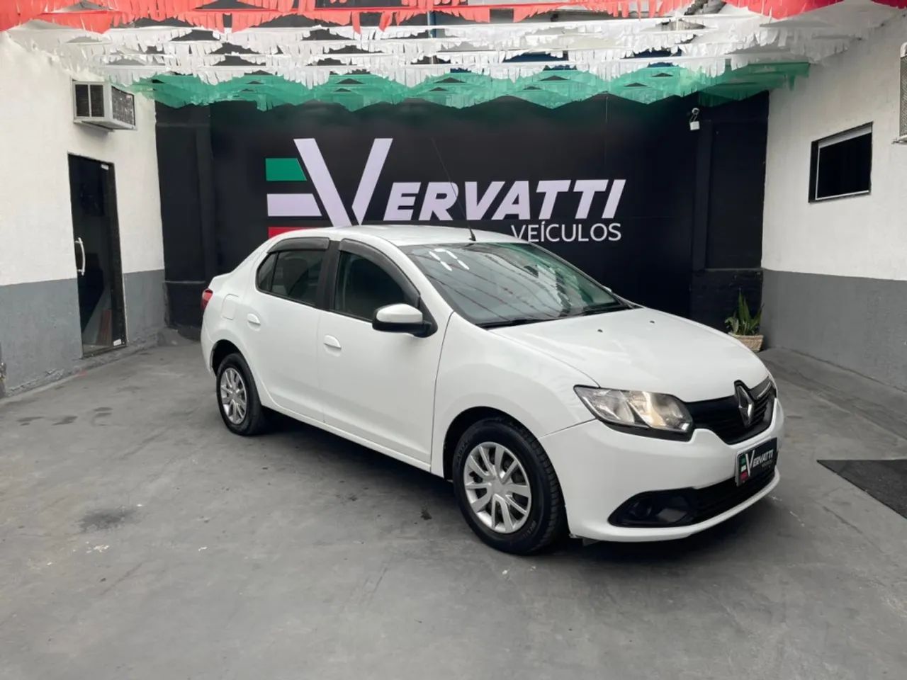 Renault Logan Expression Flex 1.0 12V 4P 2017 - Foto 2