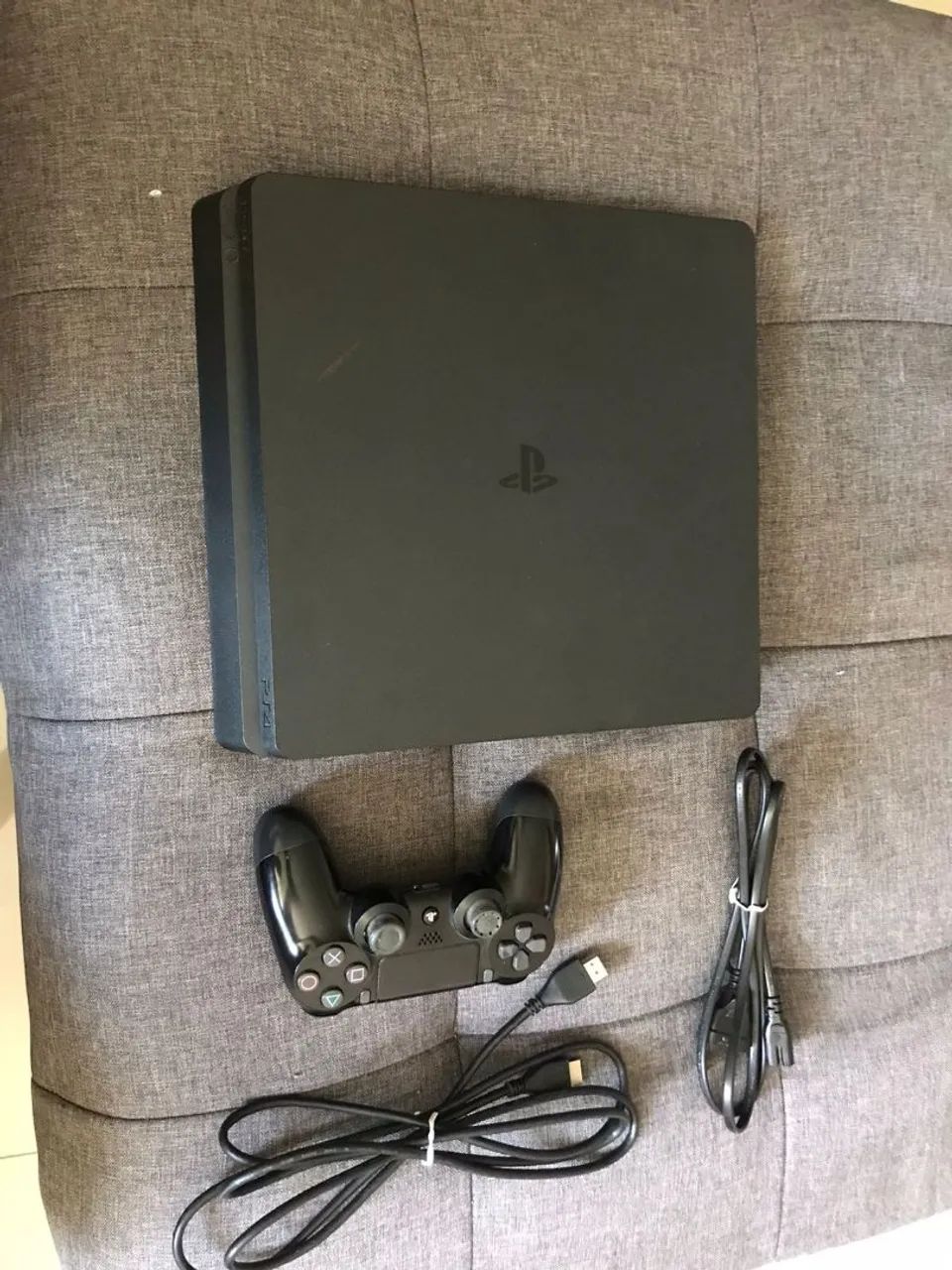 Ps4 slim 1 terá 