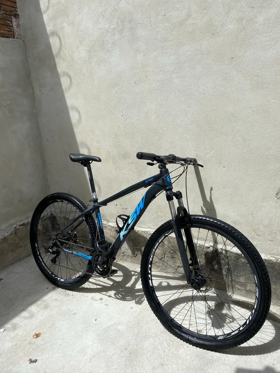 Bicicleta Aro 29 - KSW - Seminova - Foto 4