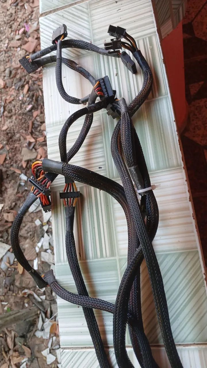 Fonte pichau de 500w da nidus,funcionando perfeitamente  - Foto 4