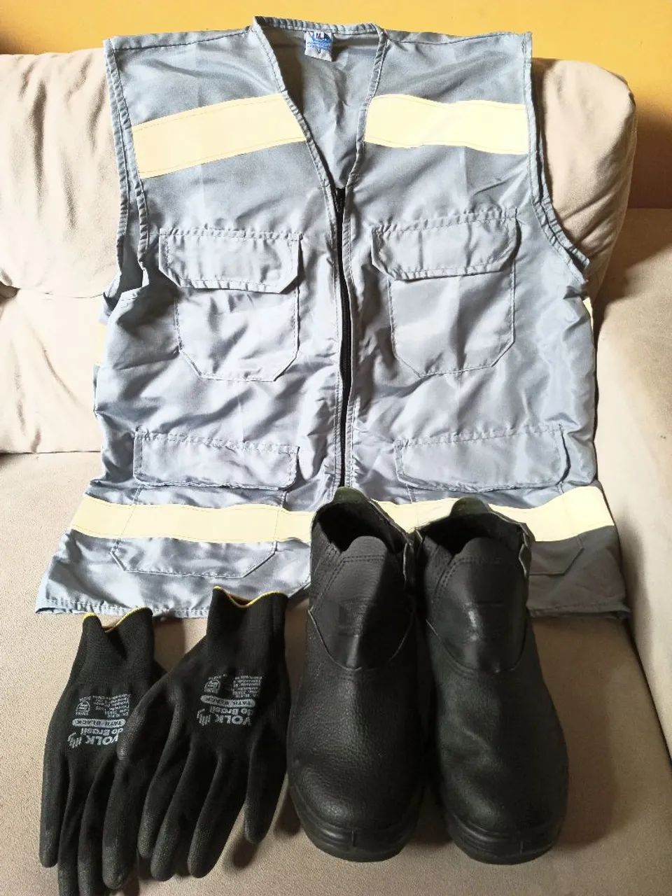 Vende-se kit IPIs segurança e proteção Shoppe do trabalho logístico 