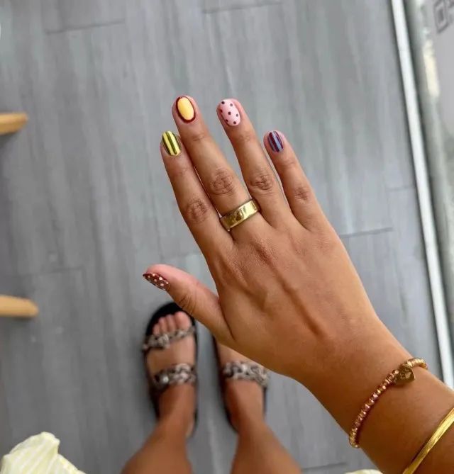 Modelo para alongamento de unhas  - Foto 2